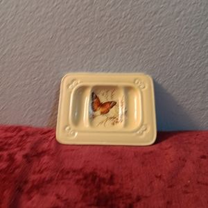 Vintage Treasure Craft Soap Dish